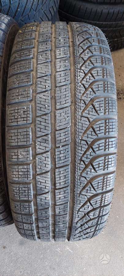 Pirelli, winter 245/40 R19