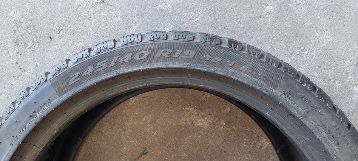 Pirelli, winter 245/40 R19
