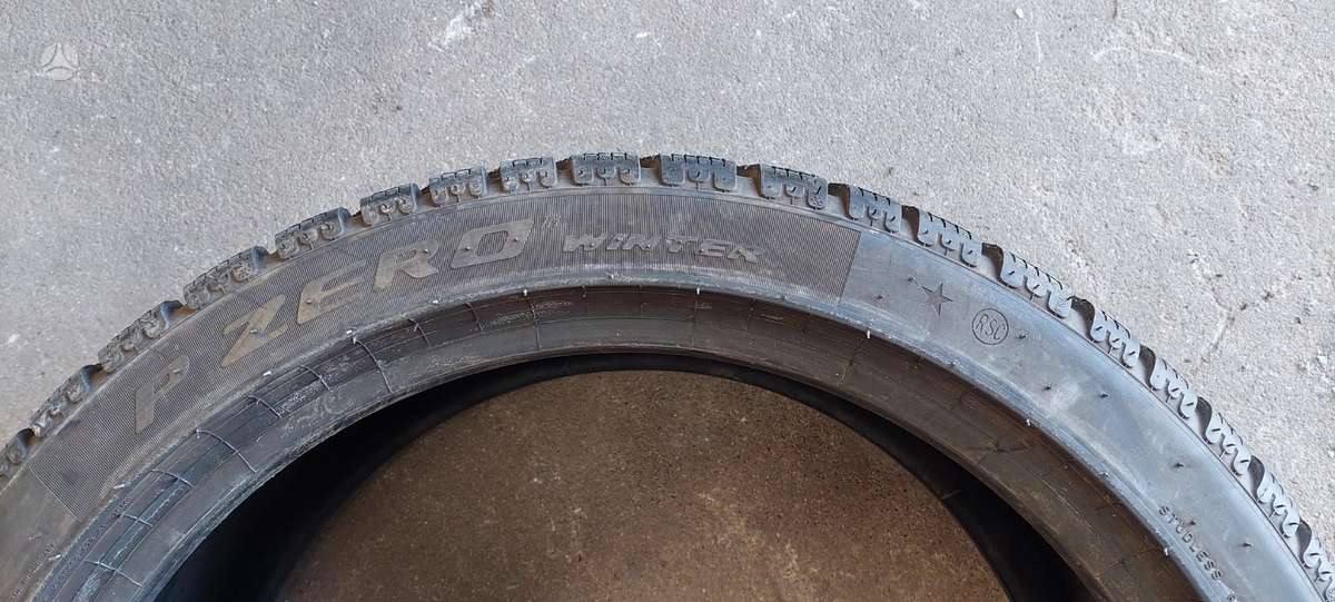 Pirelli, winter 245/40 R19