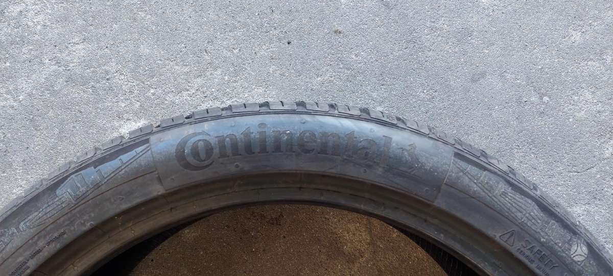 Continental, universalios 245/40 R19