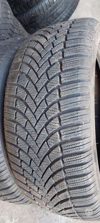 Bridgestone, winter 235/50 R19