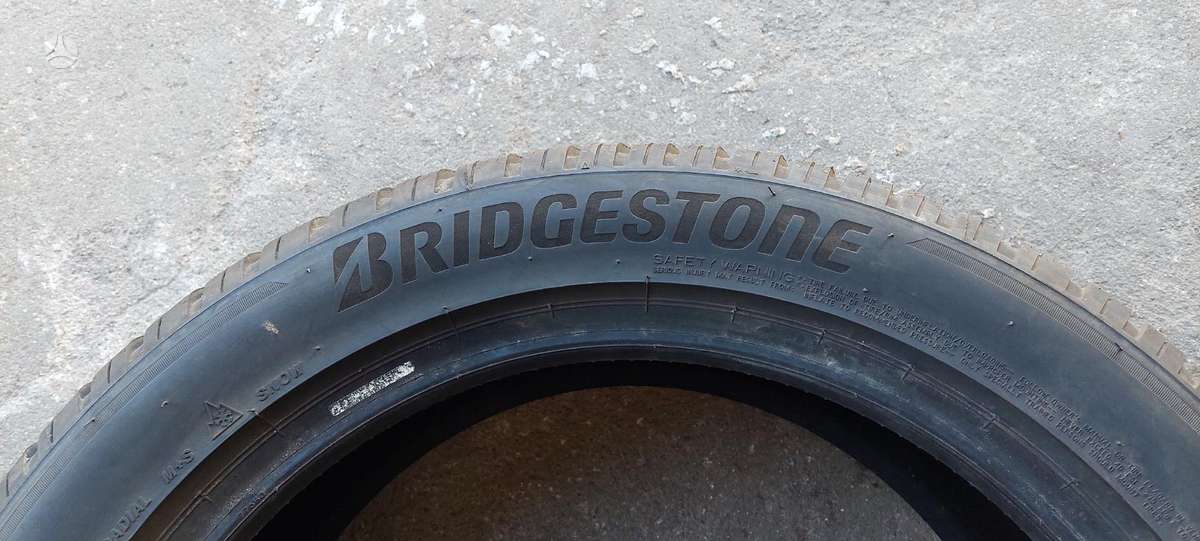 Bridgestone, winter 235/50 R19