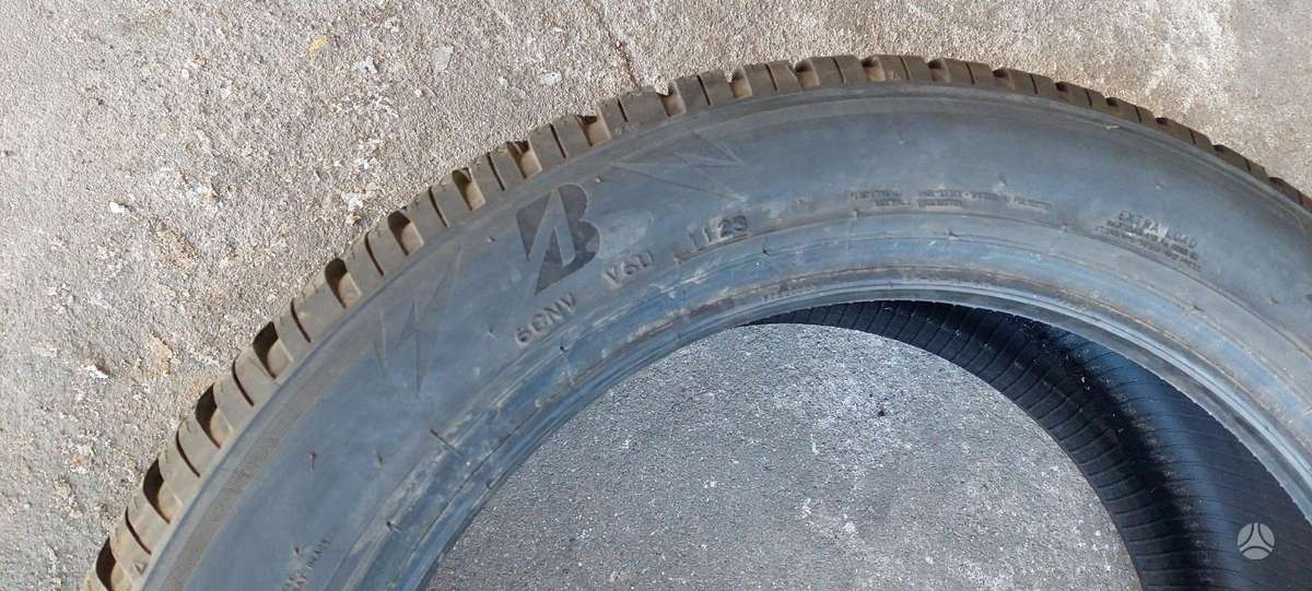 Bridgestone, winter 235/50 R19