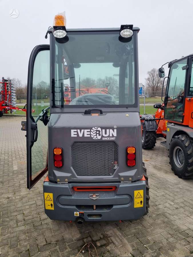 EVERUN ER11HT, krāvēji