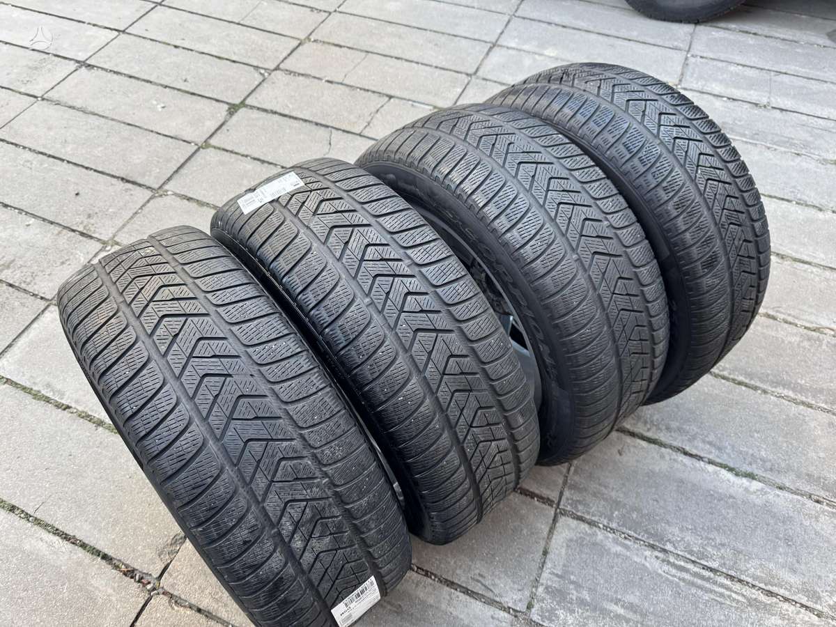 Audi Q7, lengvojo lydinio, R20