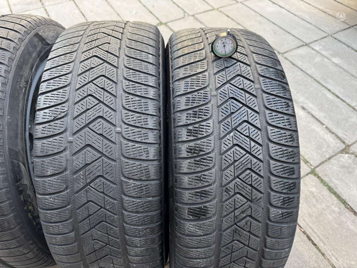 Audi Q7, lengvojo lydinio, R20