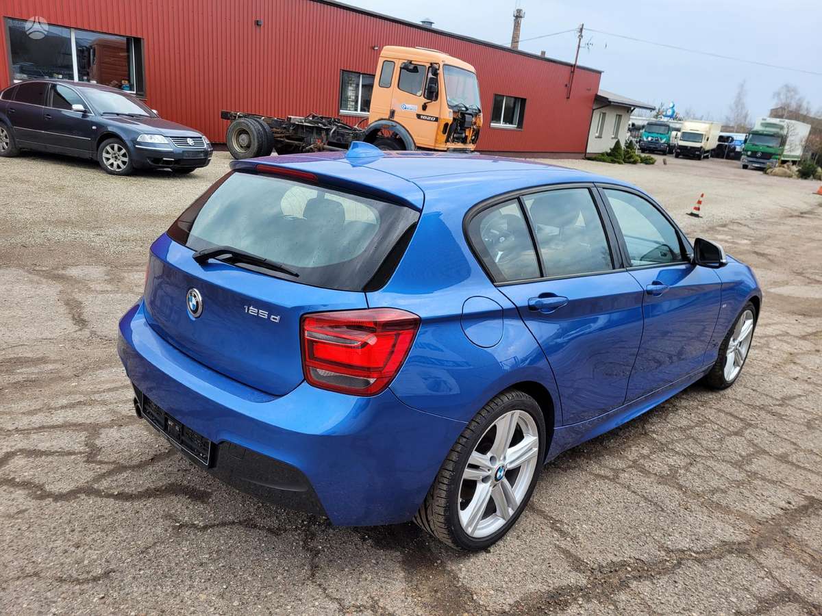 BMW 125, 2.0 l., hatchback