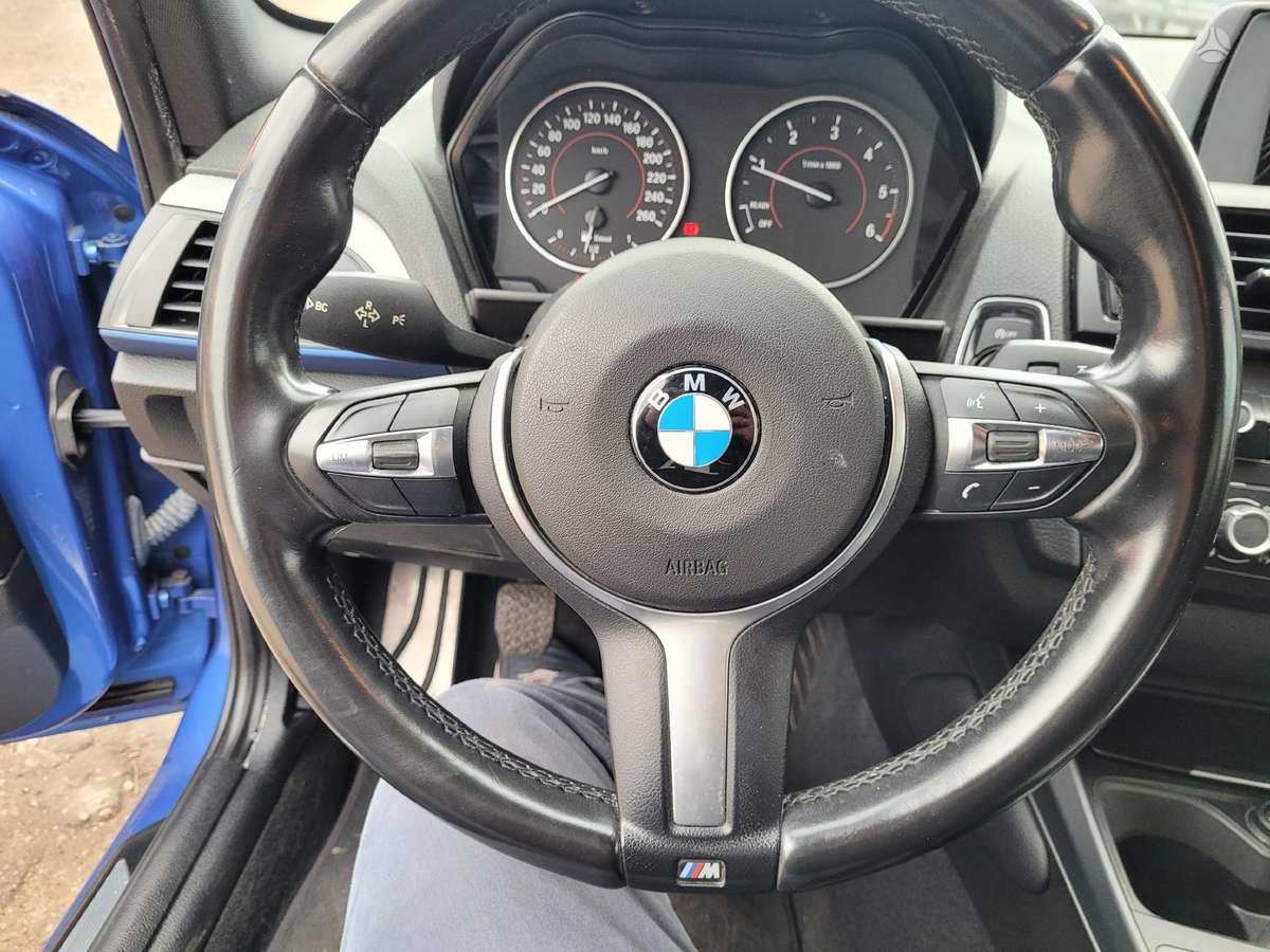 BMW 125, 2.0 l., hatchback
