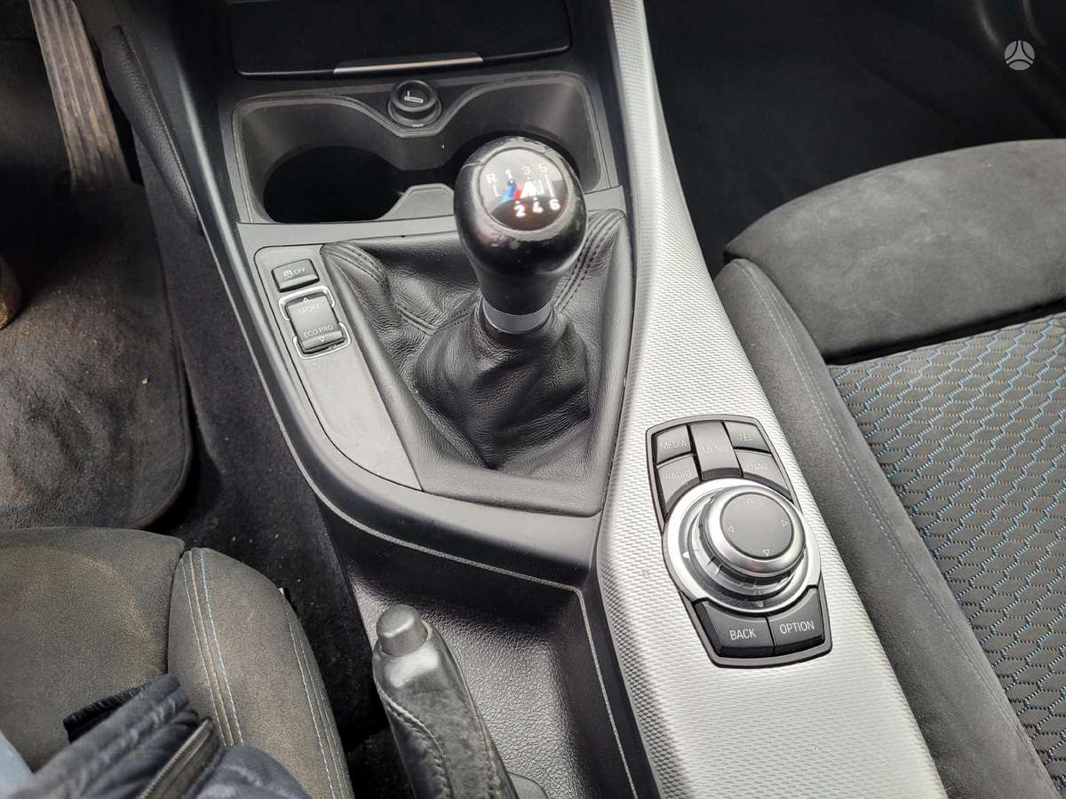 BMW 125, 2.0 l., hatchback