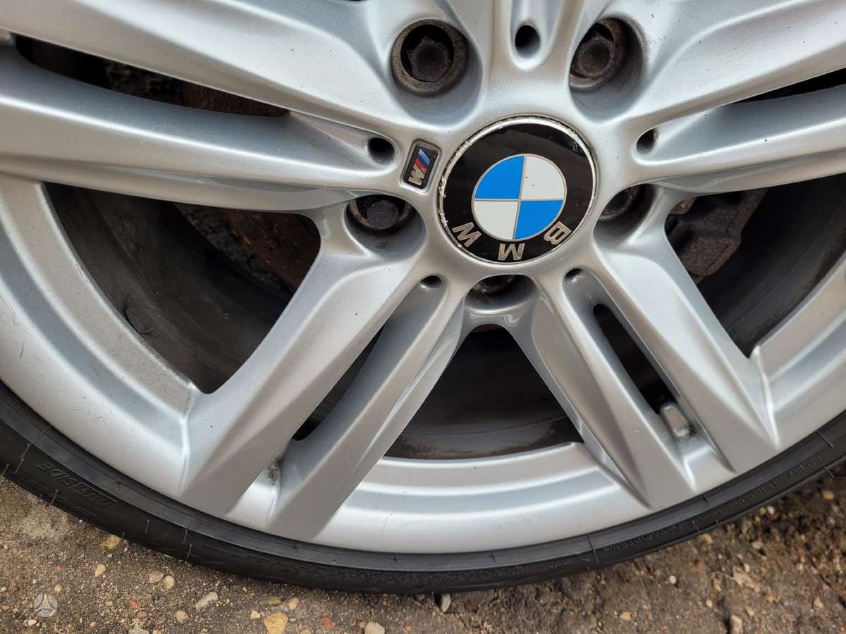 BMW 125, 2.0 l., hatchback