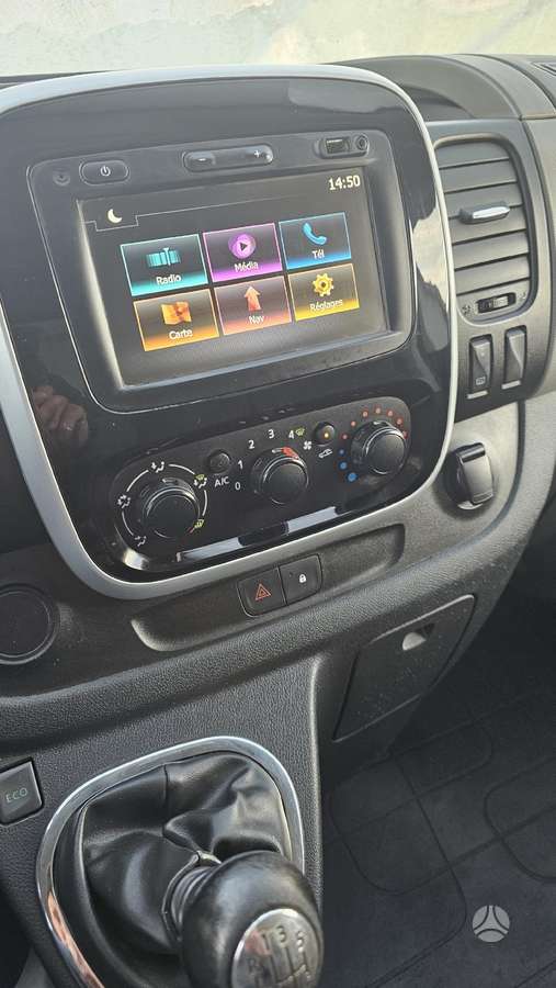 Renault Trafic - 8