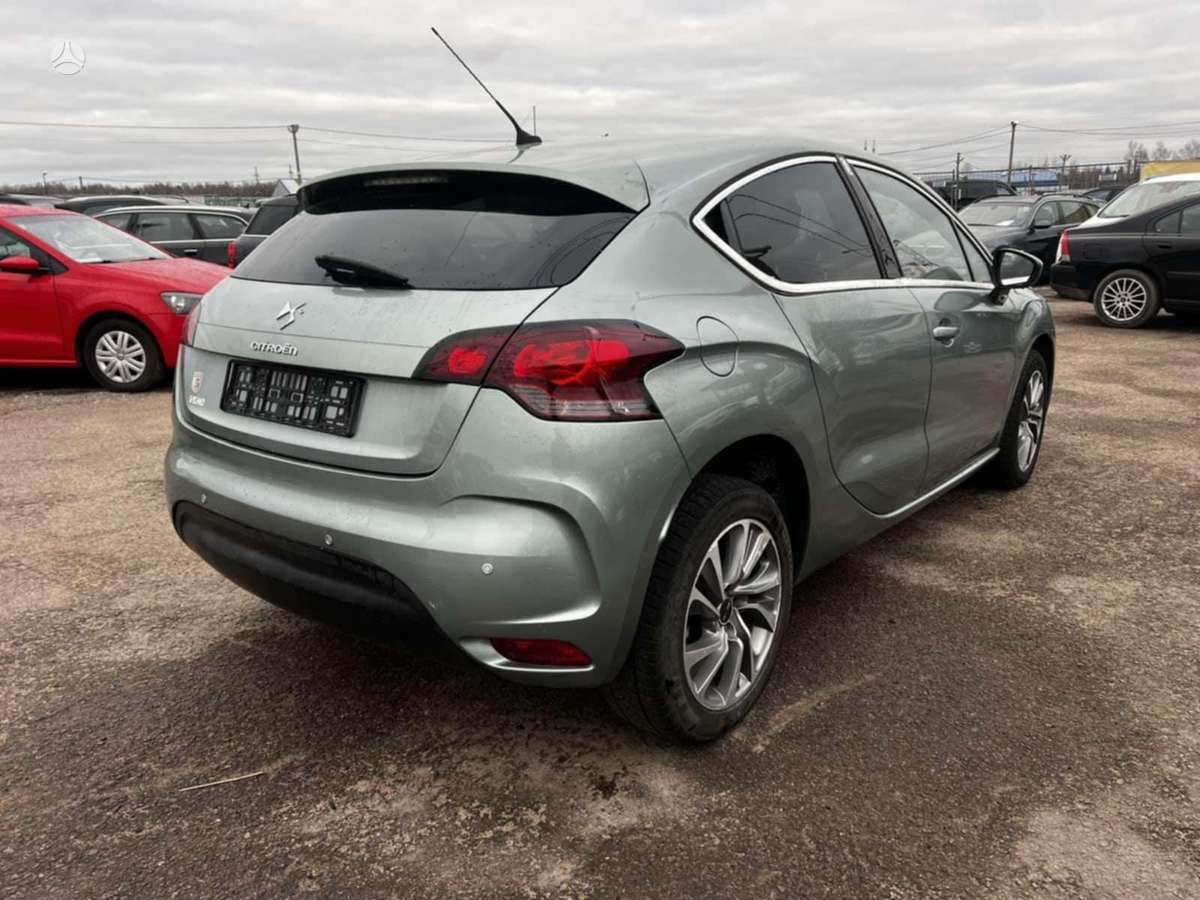 Citroen DS4, 1.6 l., Хэтчбек