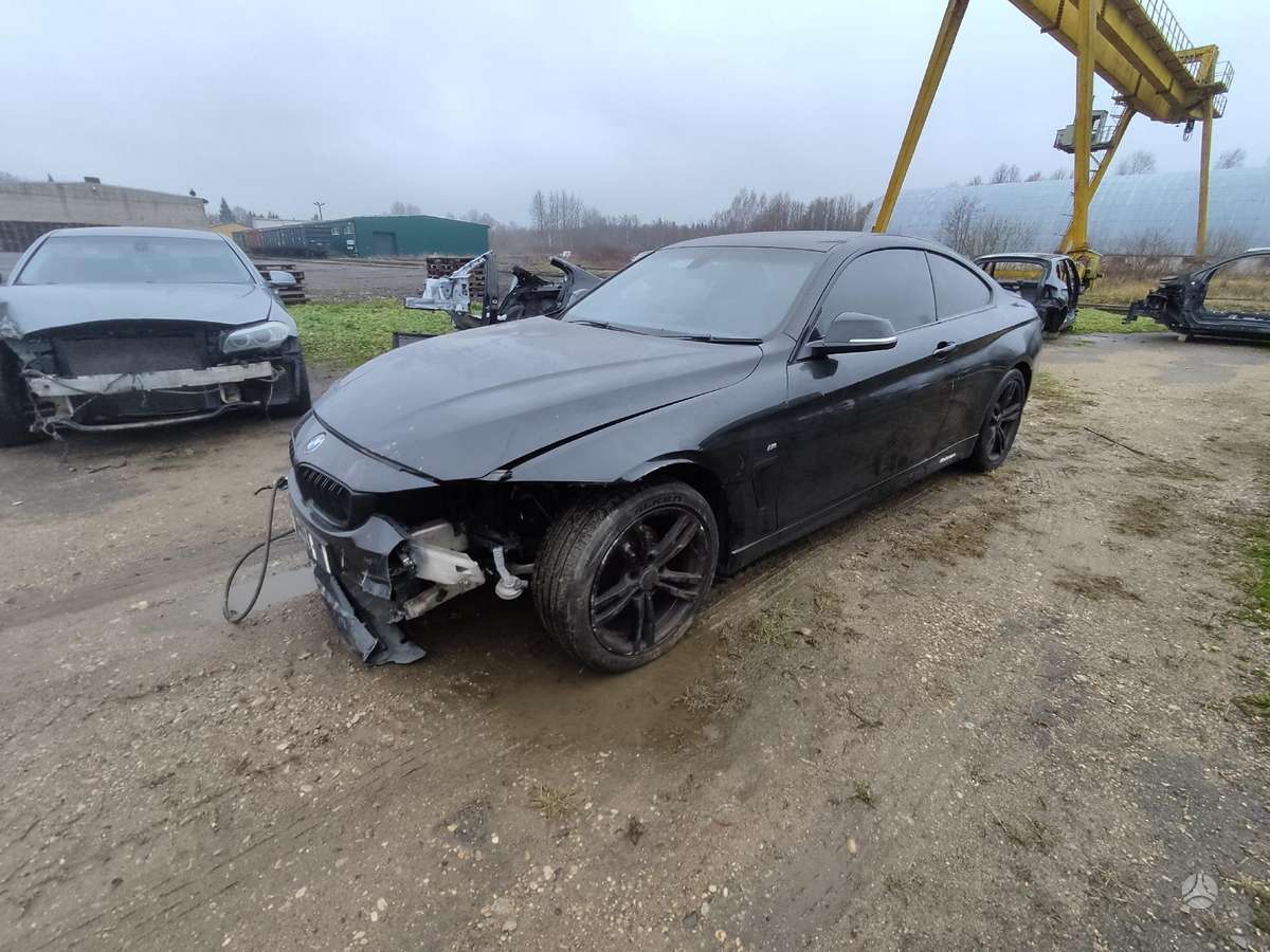 BMW 420 dalimis