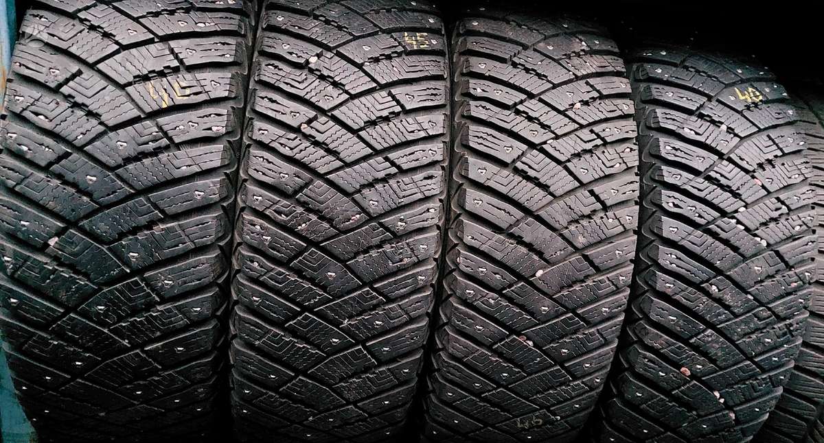 Pirelli Continental Michelin, universalios 235/55 R18