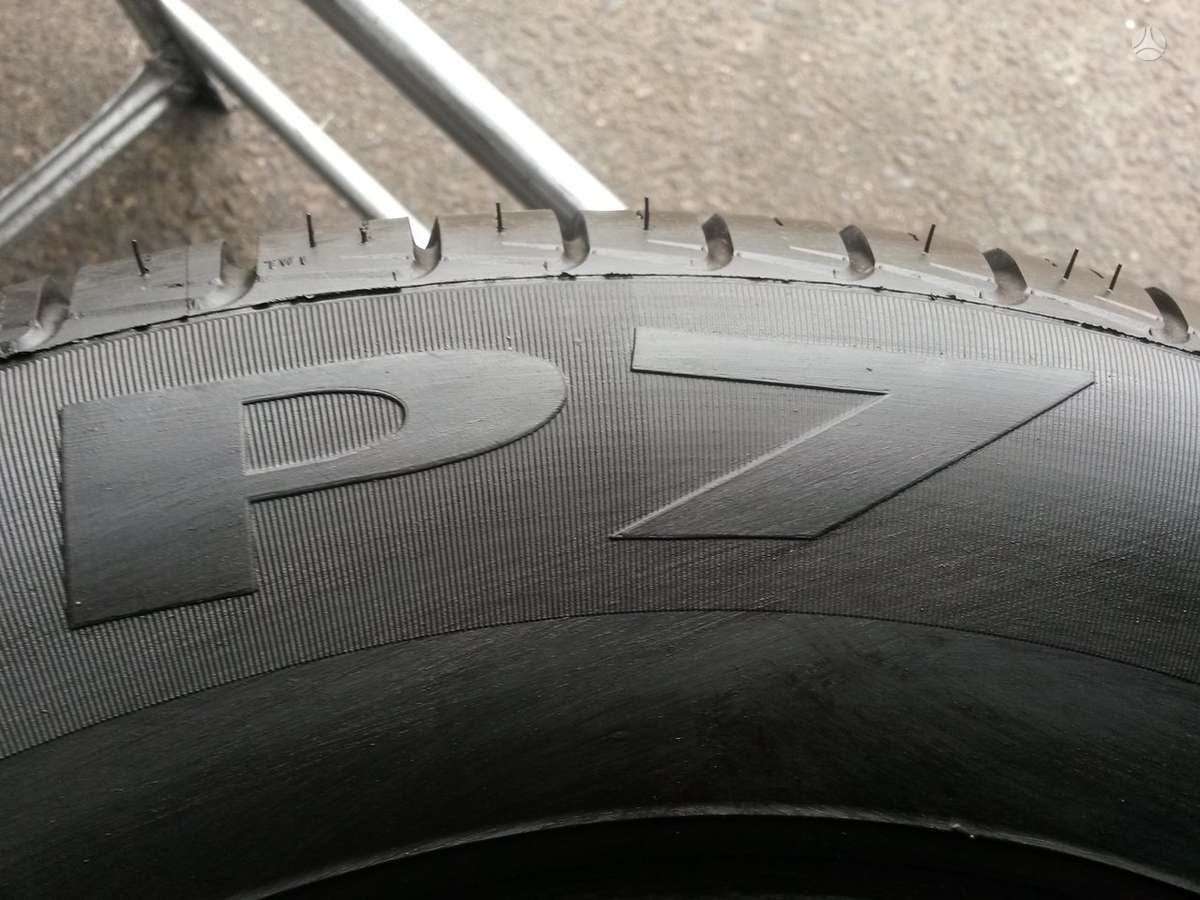 Pirelli P7 apie 7mm, vasaras 205/65 R15