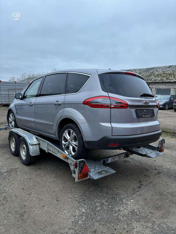 Ford S-MAX