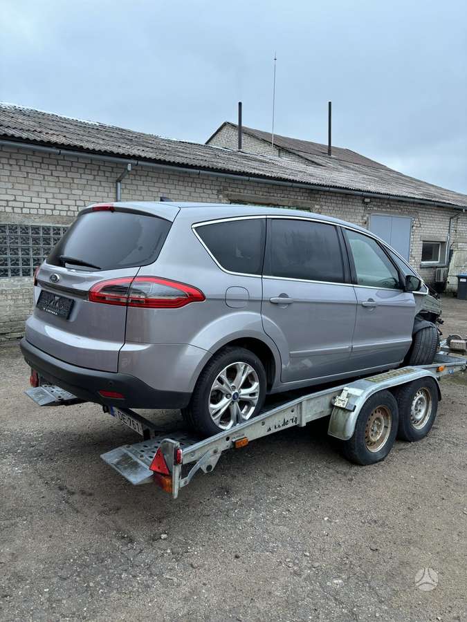 Ford S-MAX