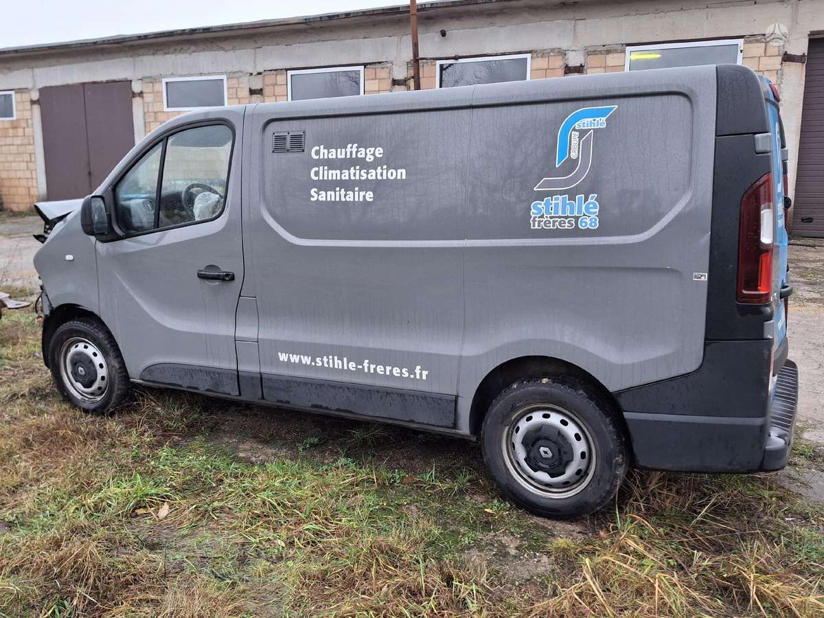 Renault Trafic, krovininiai mikroautobusai