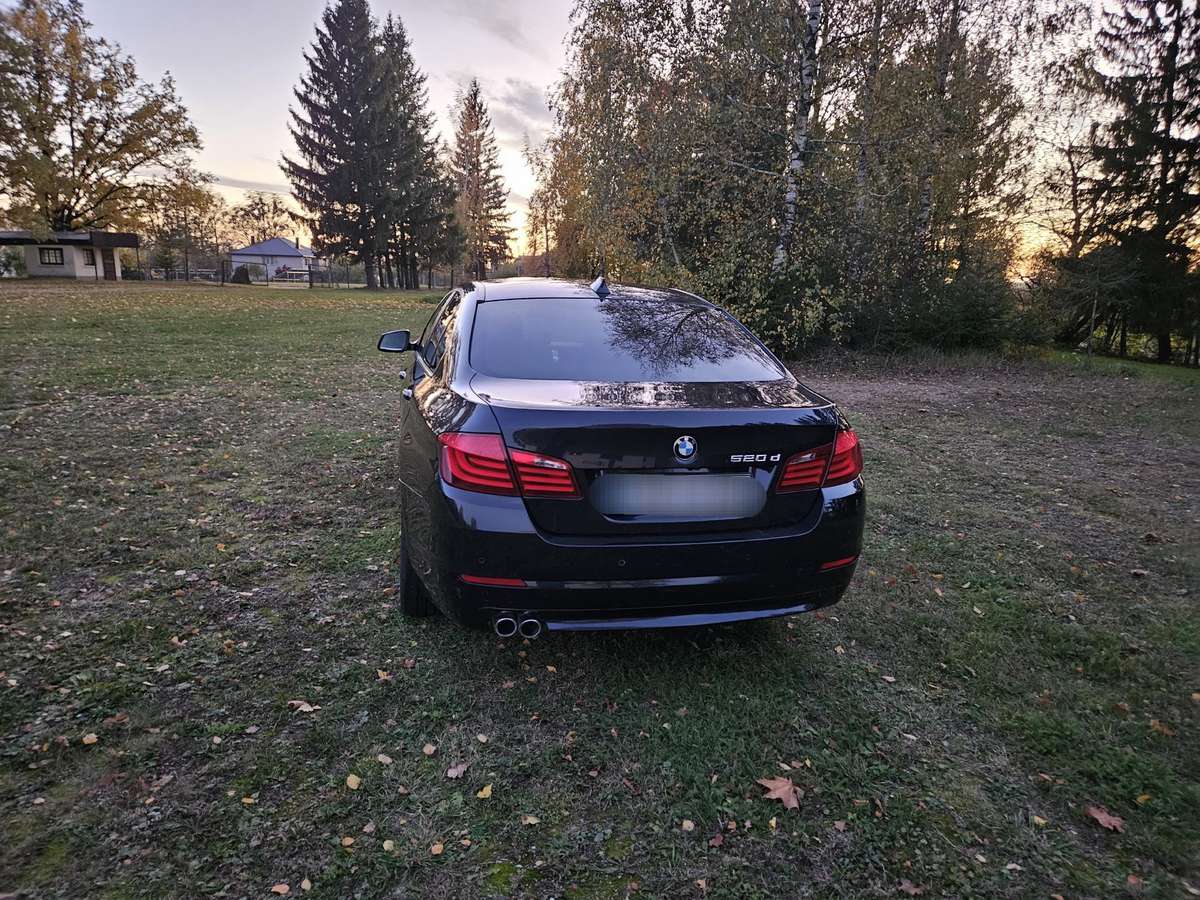 BMW 520, 2.0 l., Седан