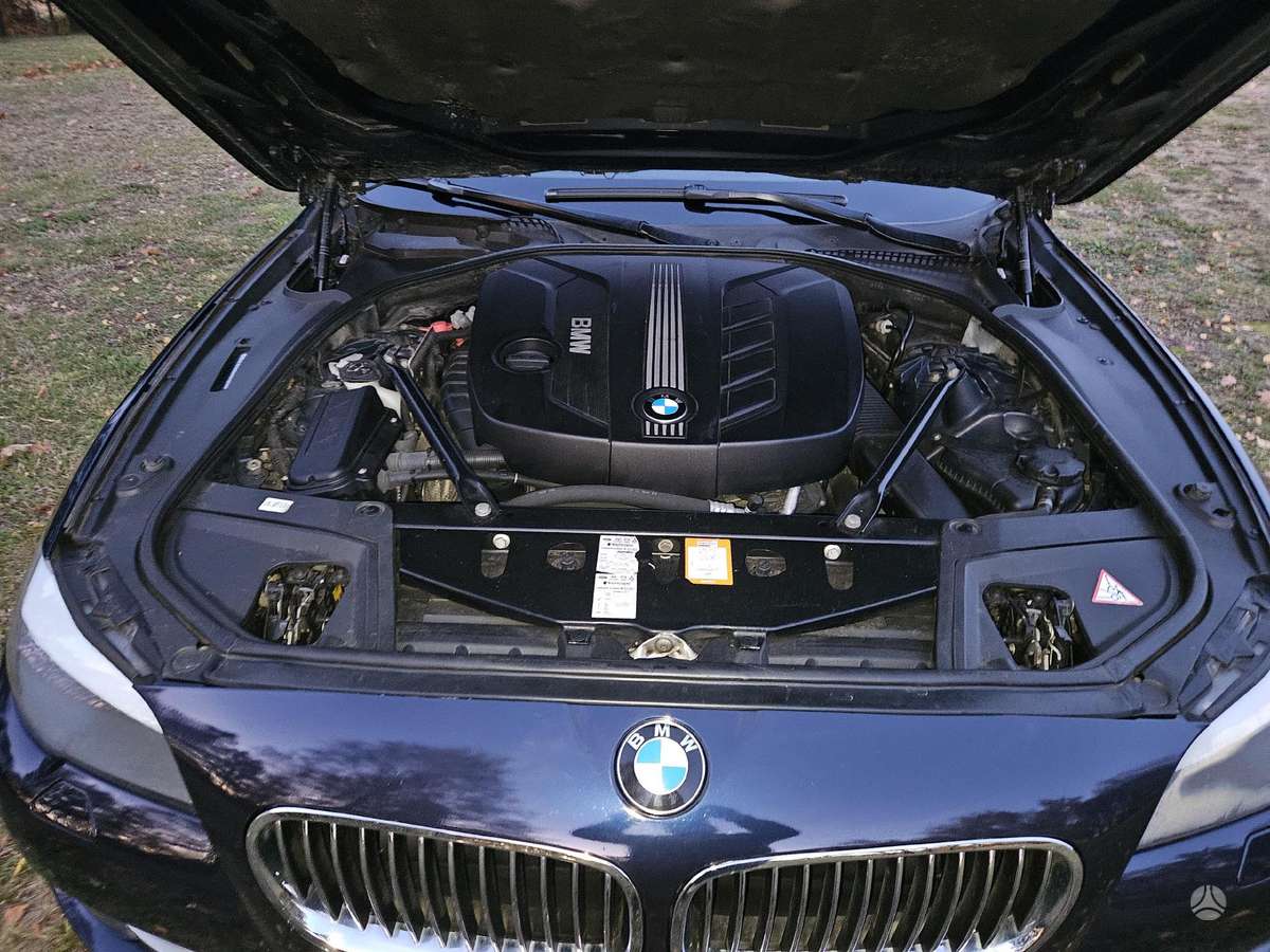BMW 520, 2.0 l., Седан