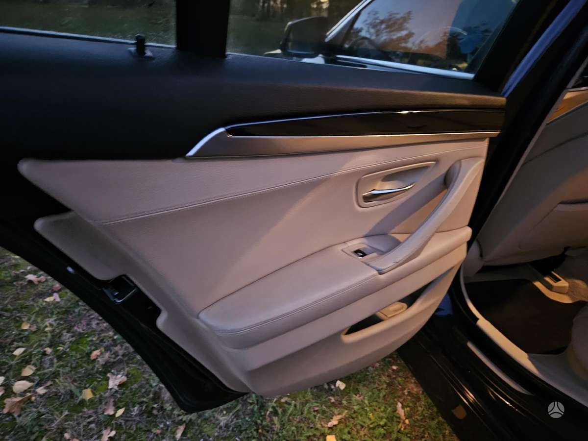 BMW 520, 2.0 l., Седан