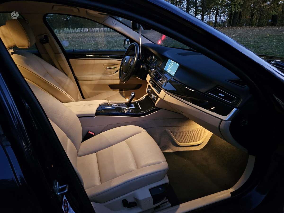 BMW 520, 2.0 l., Седан