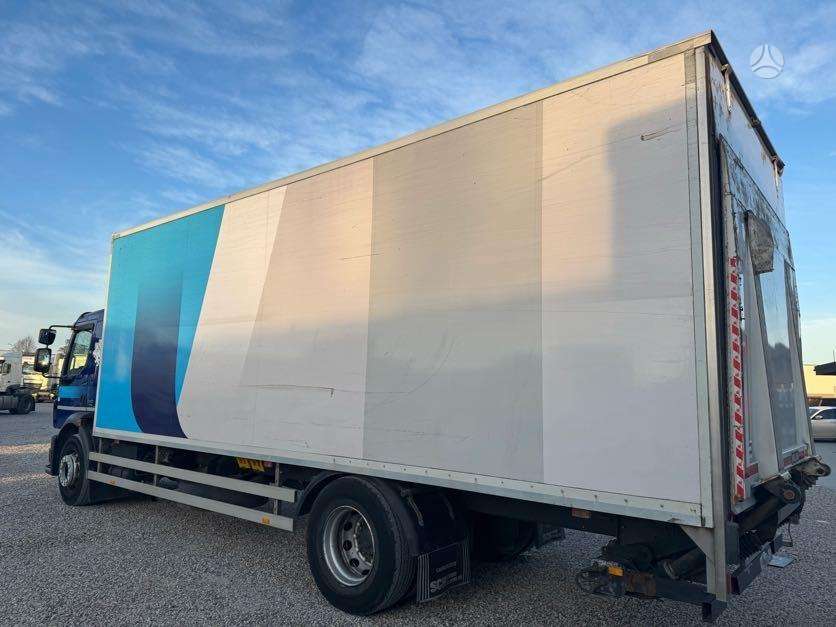 Volvo FL 240, фургоны-боксы