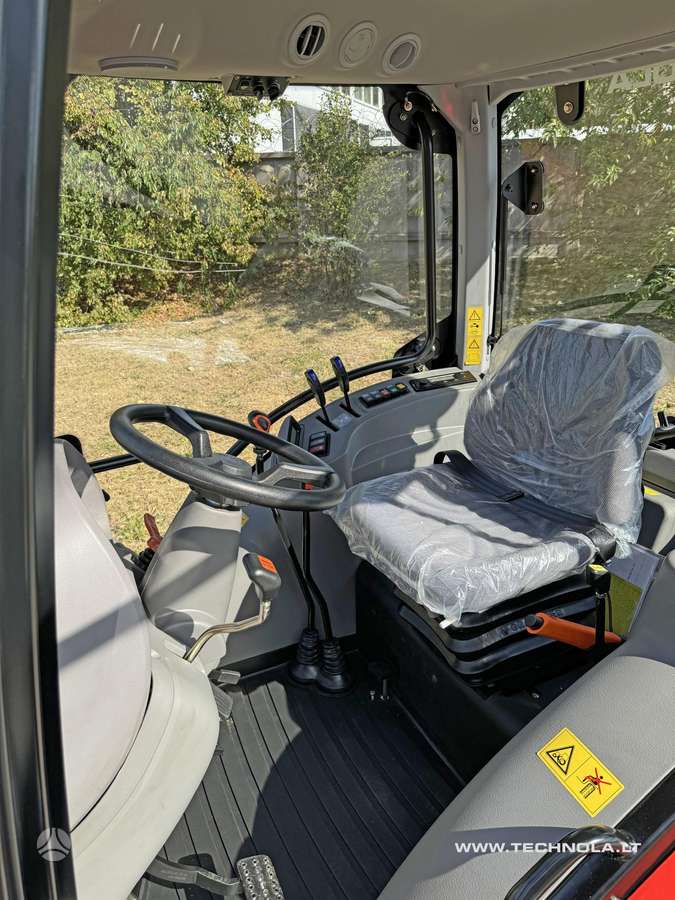 LOVOL M504, tractors