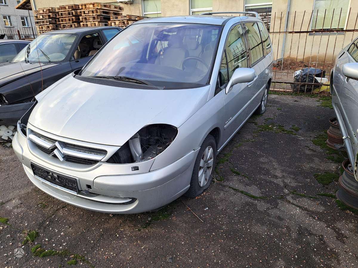 Citroen C8 по частям. Dalimis