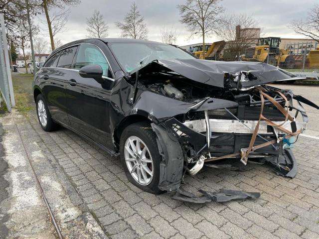 Mercedes-Benz CLA200