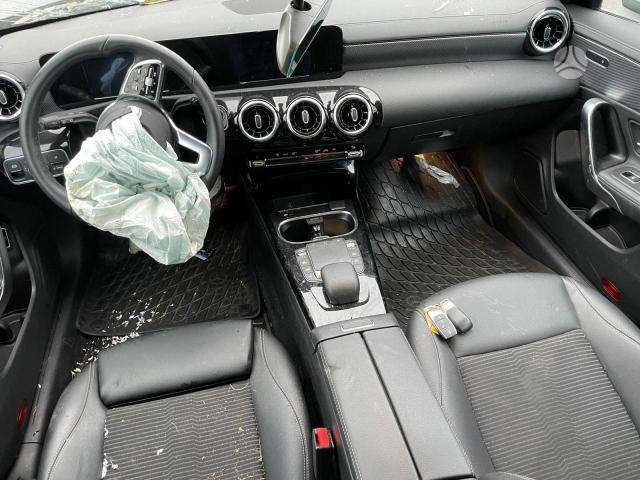 Mercedes-Benz CLA200