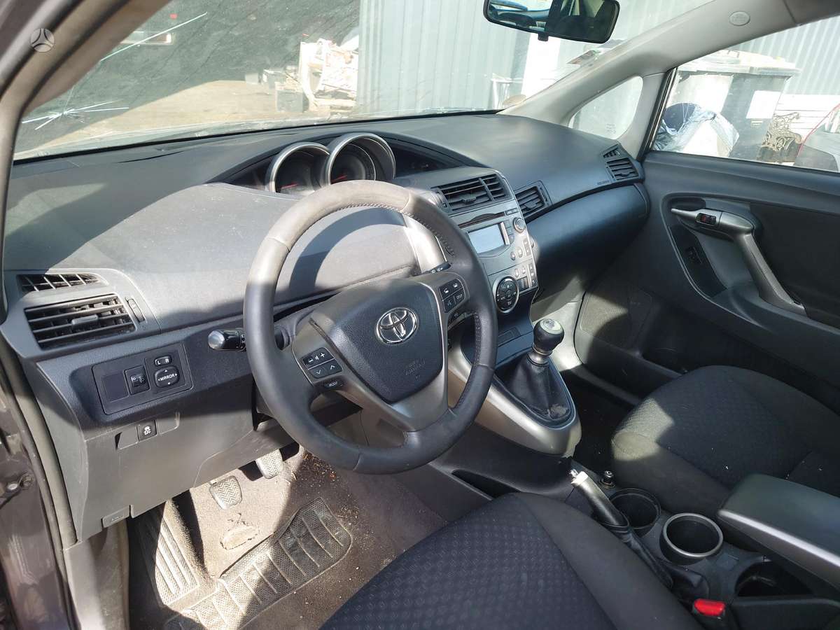 Toyota Verso rezerves daļās