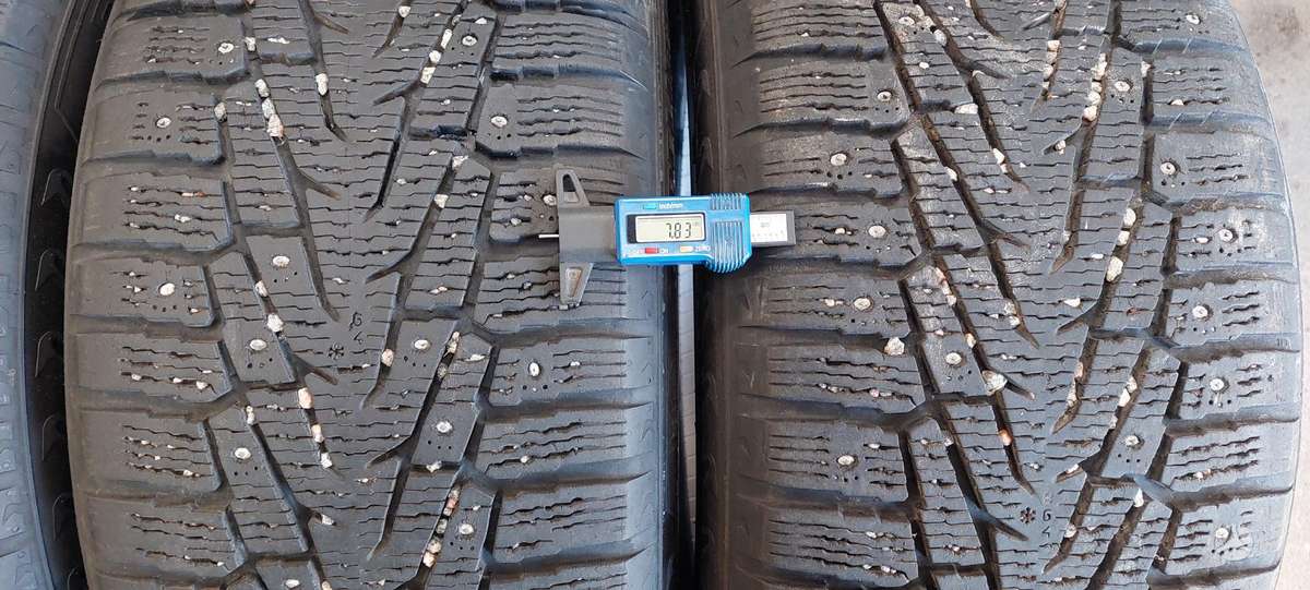 Nokian, зимние 275/40 R20