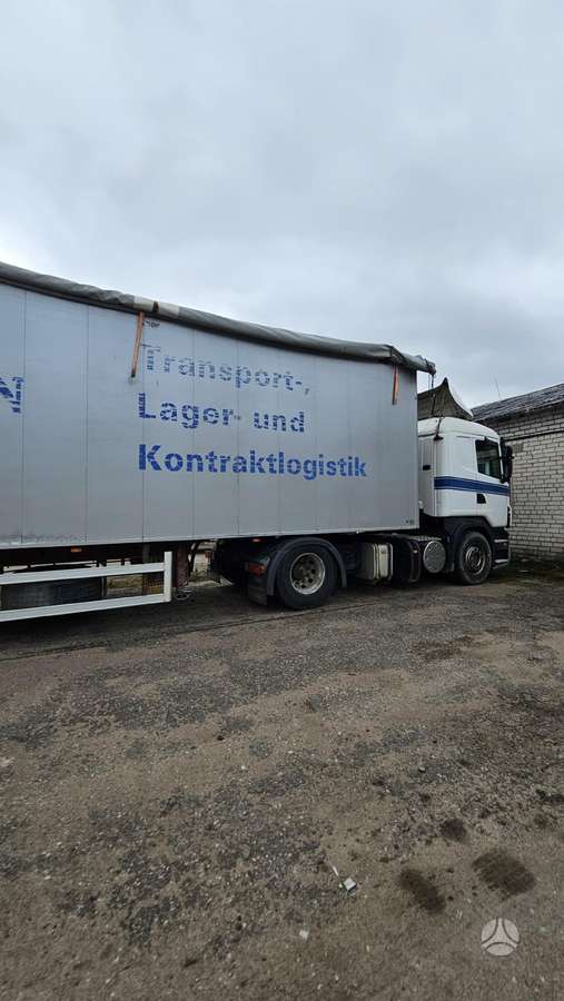 Knapen, with moving floor