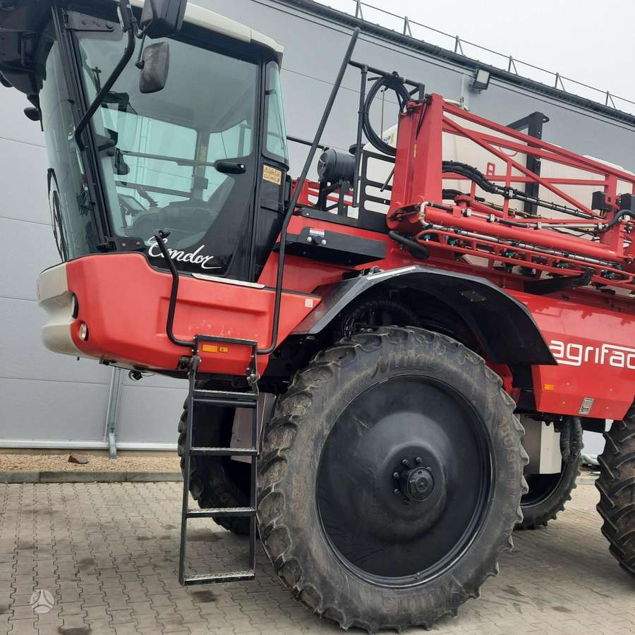 Agrifac Condor, самоходные разбрызгиватели