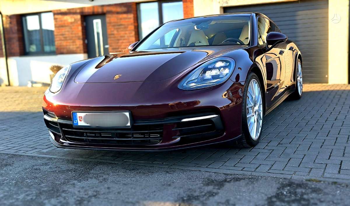 Porsche Panamera, 3.0 l., hatchback