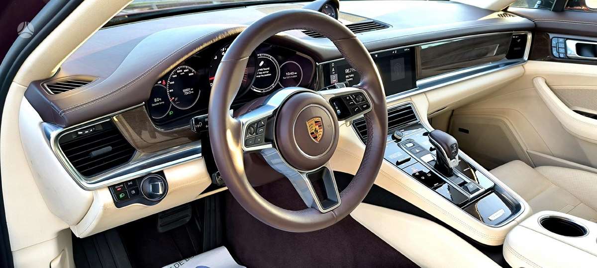 Porsche Panamera, 3.0 l., hatchback