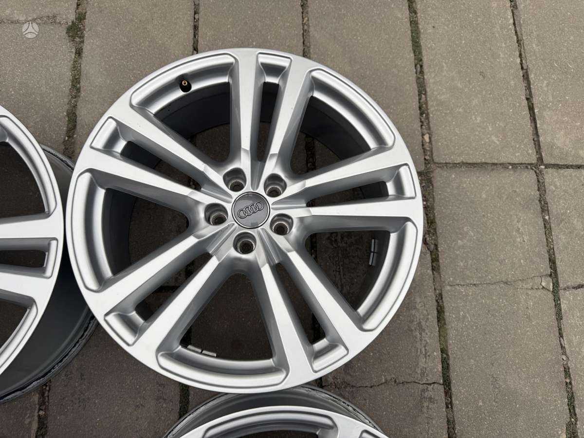 Audi, light alloy, R20