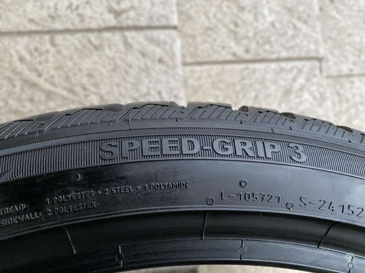 Semperit Speed grip3/2022m, winter 235/35 R19