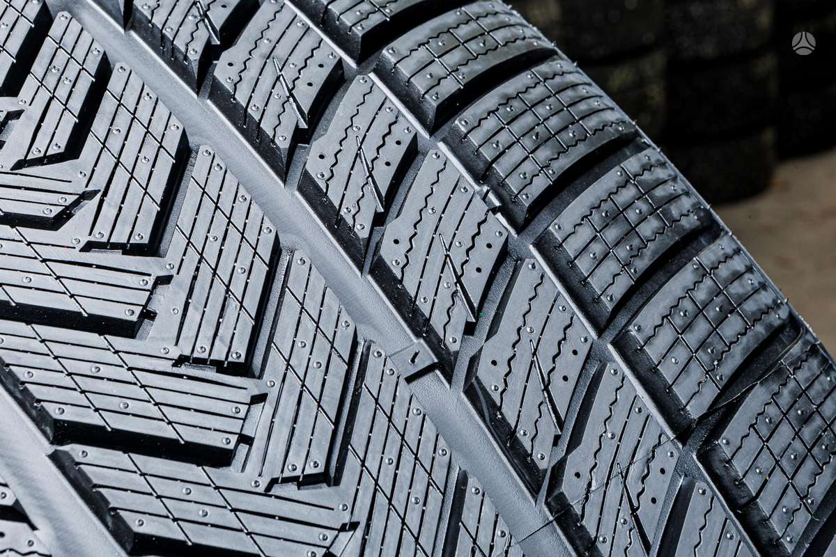 Gripmax Sure Grip Pro Winter, winter 325/30 R21
