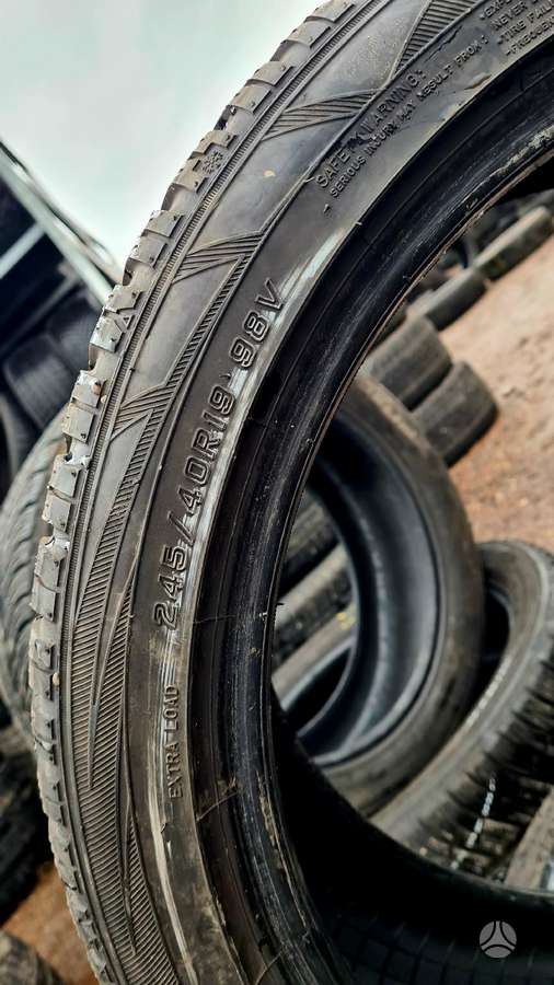 Falken, žieminės 245/40 R19