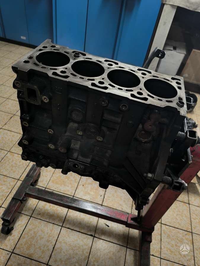 Chevrolet Captiva Variklio dalys 2 2 td 135 kw
