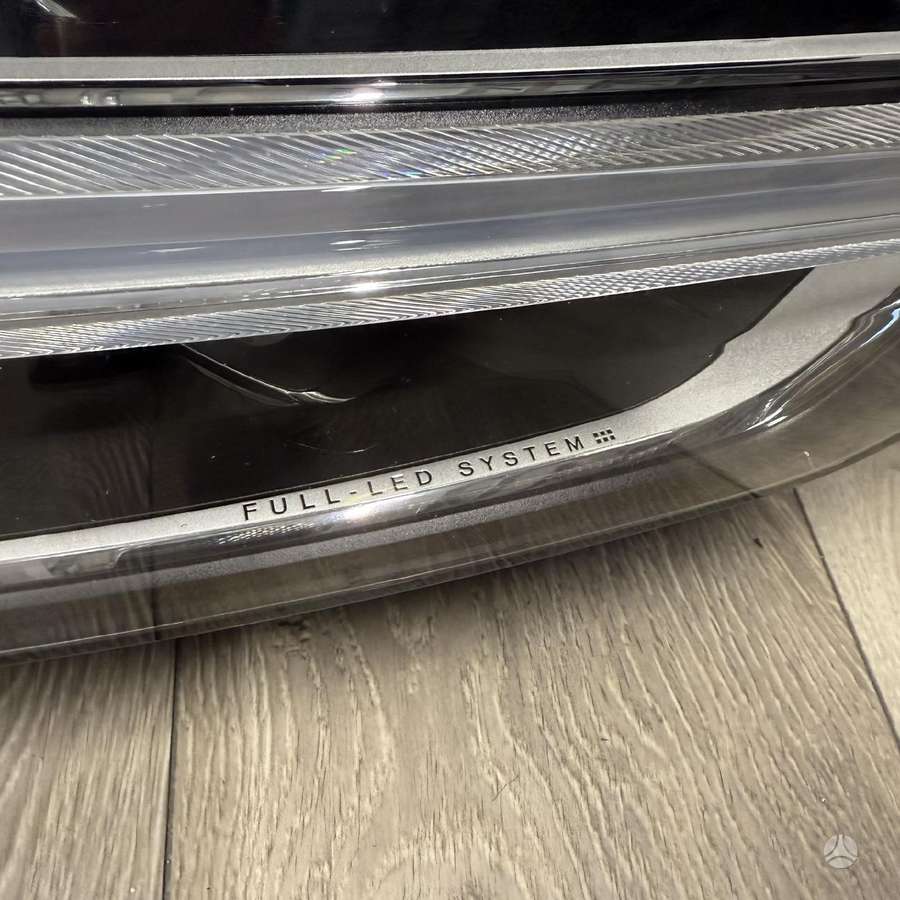 Volvo XC60 lights