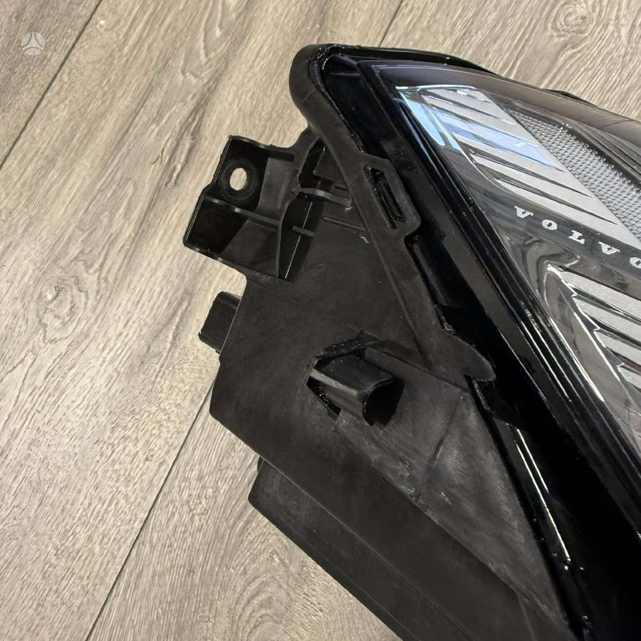 Volvo XC60 lights