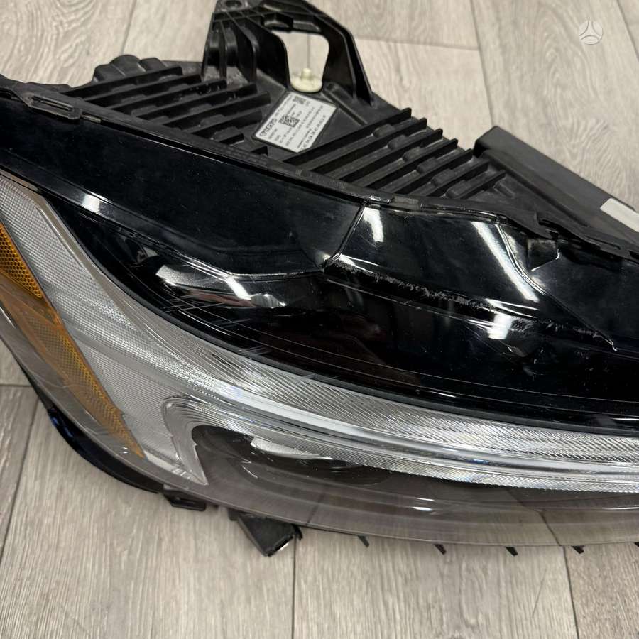 Volvo XC60 lights