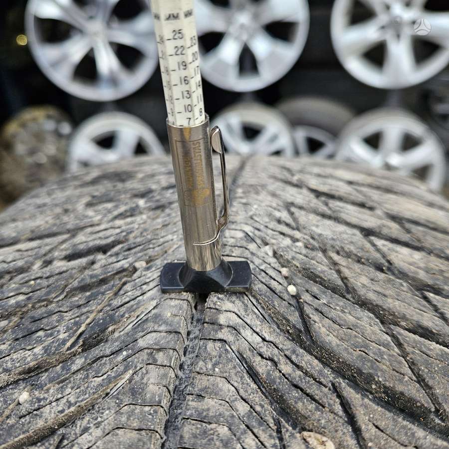 Michelin, winter 235/50 R19