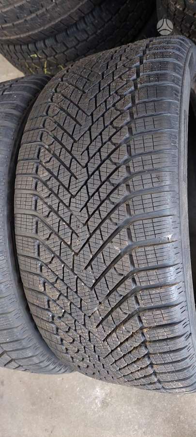 Pirelli, зимние 285/40 R21