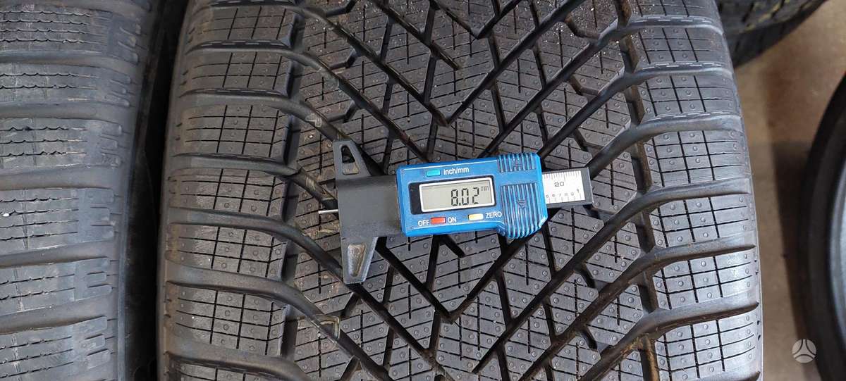 Pirelli, winter 285/40 R21