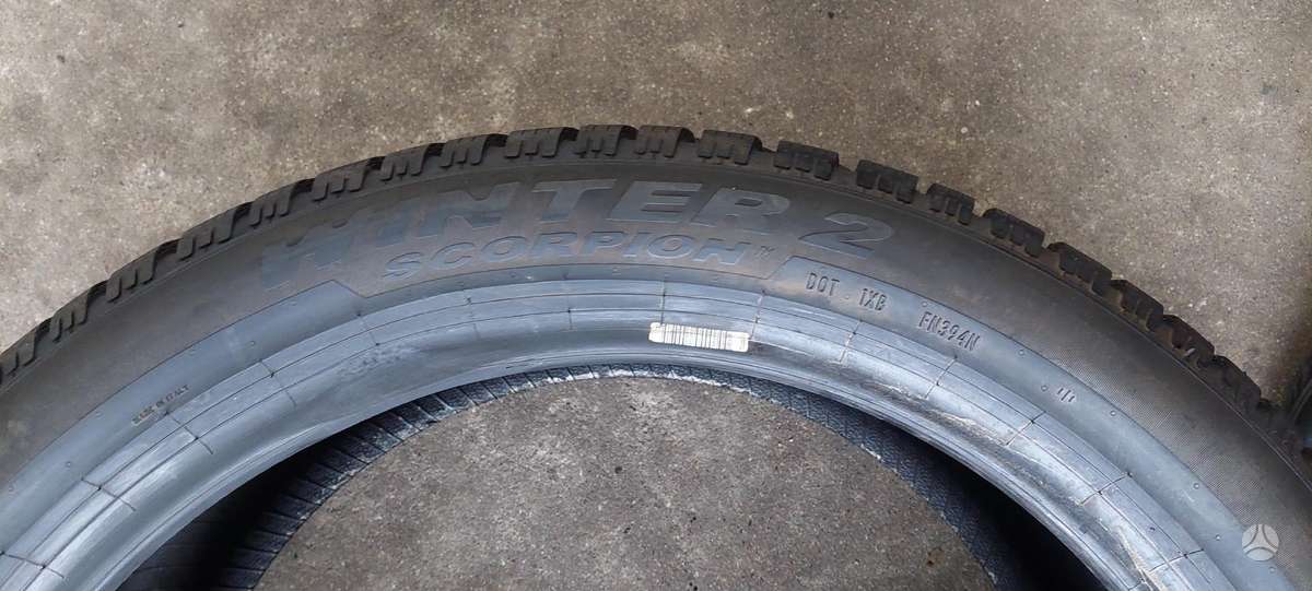 Pirelli, winter 285/40 R21