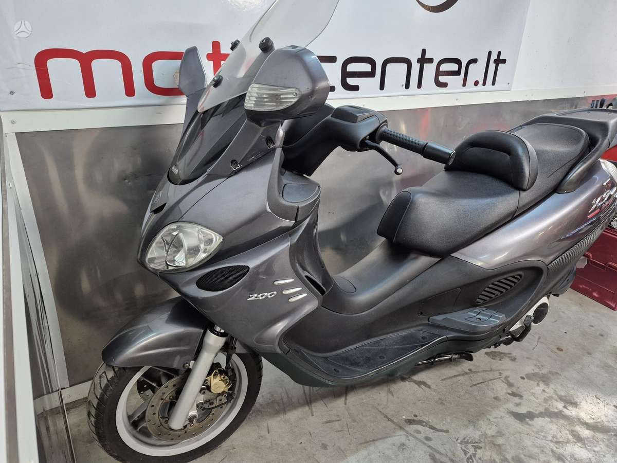 Piaggio X9 200cc, мотороллеры / мопеды